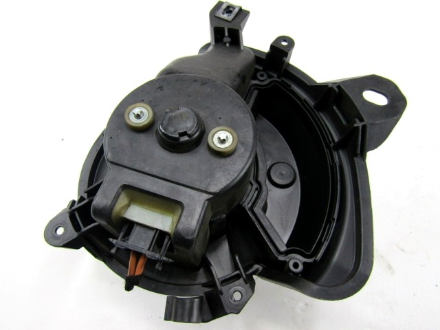 VENTILATOR  KABINE  OEM N. 5.D33.301.0.0 ORIGINAL REZERVNI DEL FIAT GRANDE PUNTO 199 (2005 - 2012) BENZINA LETNIK 2007