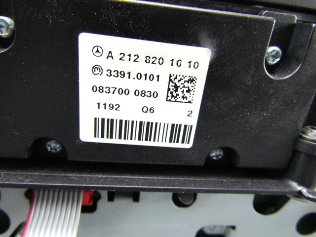 REZERVNI DELI, RADIJSKO-NAVIGACIJSKE NAPRAVE OEM N. 11150 Sistema di navigazione satelittare ORIGINAL REZERVNI DEL MERCEDES CLASSE E W212 S212 BER/SW (09/2011 - 08/2014)DIESEL LETNIK 2011
