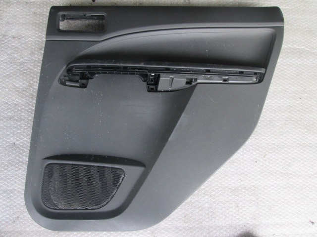 VRATNI PANEL OEM N. PNPDTFDCMAXDM2MK1MV5P ORIGINAL REZERVNI DEL FORD FOCUS CMAX DM2 MK1 (10/2003 - 03/2007) DIESEL LETNIK 2007