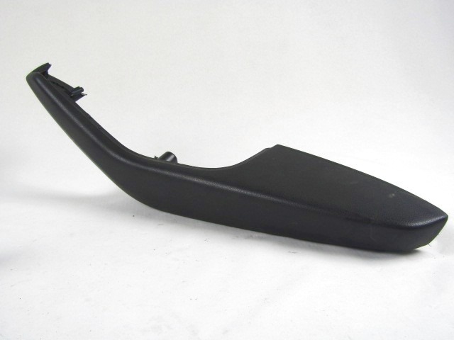 SREDINSKA KONZOLA OEM N. 8R1867174B24A ORIGINAL REZERVNI DEL AUDI Q5 8R B8 (10/2008 - 06/2012) DIESEL LETNIK 2011