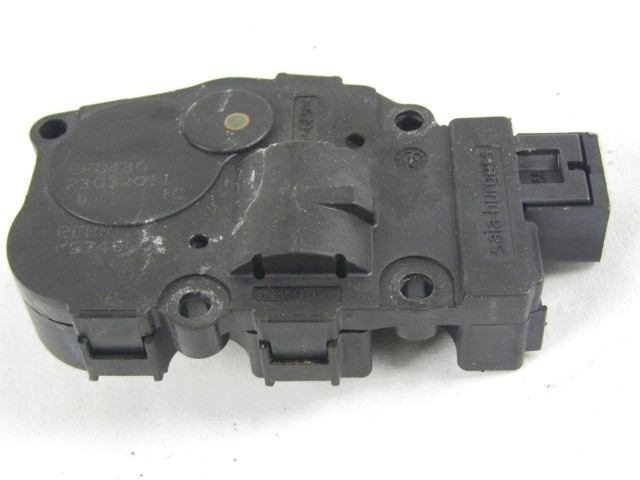 MOTORCEK OGREVANJA OEM N. K9749006 ORIGINAL REZERVNI DEL AUDI Q5 8R B8 (10/2008 - 06/2012) DIESEL LETNIK 2011