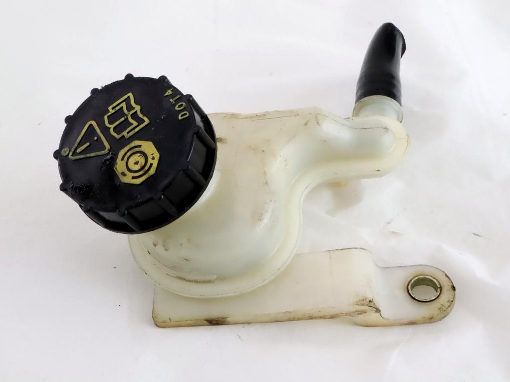 ZAVORNI CILINDER OEM N. 8V51-2K478-A ORIGINAL REZERVNI DEL FORD FIESTA CB1 CNN MK6 (09/2008 - 11/2012) BENZINA/GPL LETNIK 2010