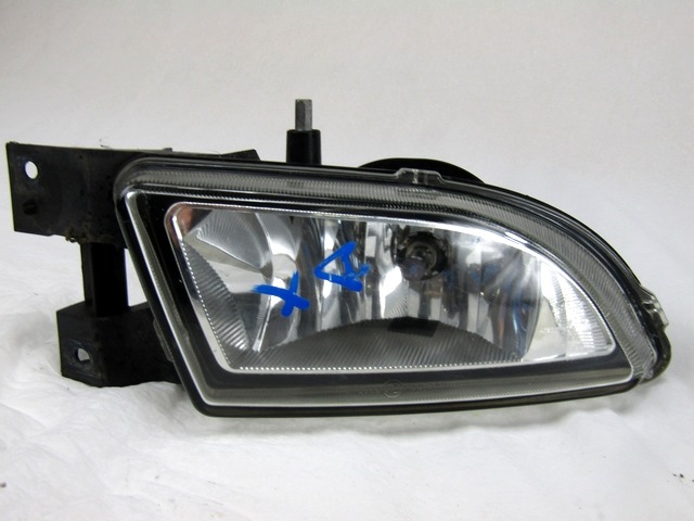 DESNA MEGLENKA OEM N. 51827371 ORIGINAL REZERVNI DEL FIAT CROMA 194 MK2 R (11-2007 - 2010) DIESEL LETNIK 2008