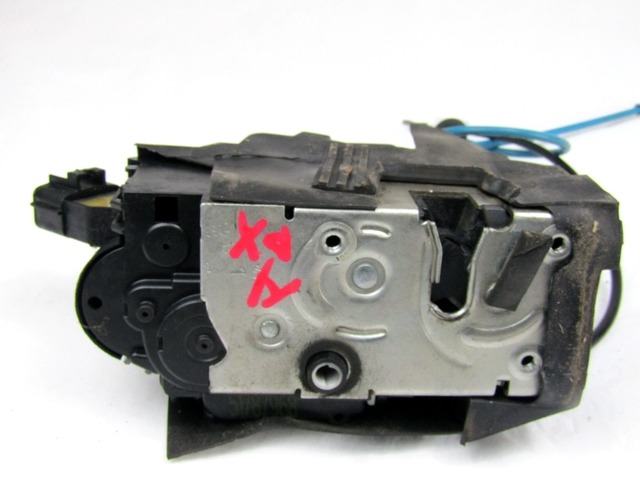 CENTRALNI ZAKLEP SPREDNJIH VRAT  OEM N. 51787968 ORIGINAL REZERVNI DEL FIAT CROMA 194 MK2 R (11-2007 - 2010) DIESEL LETNIK 2008