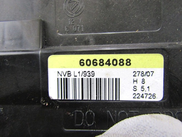 CENTRALNO ZAKLEPANJE OEM N. 60684088 ORIGINAL REZERVNI DEL ALFA ROMEO 159 939 BER/SW (2005 - 2013) DIESEL LETNIK 2007