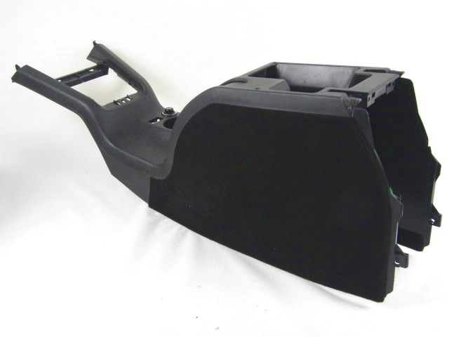 PLASTIKA MED SEDEZI BREZ NASLONJALA ROK OEM N. 1Z1863241A ORIGINAL REZERVNI DEL SKODA YETI 5L (7/2009 - 10/2013)BENZINA LETNIK 2011