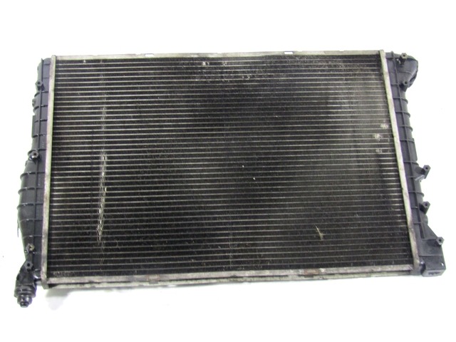 RADIATOR VODE OEM N. 50518254 ORIGINAL REZERVNI DEL ALFA ROMEO 147 937 (2001 - 2005)DIESEL LETNIK 2003