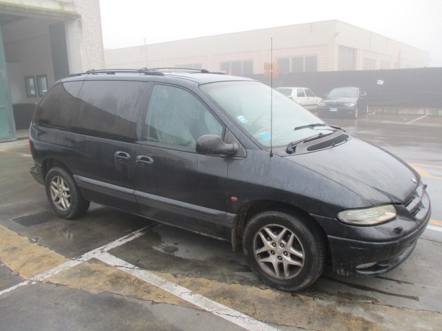 CHRYSLER VOYAGER 2.5 D 85KW 5M 5P (2000) RICAMBIO USATO 