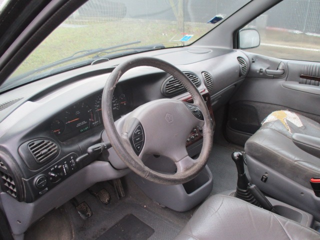 CHRYSLER VOYAGER 2.5 D 85KW 5M 5P (2000) RICAMBIO USATO 