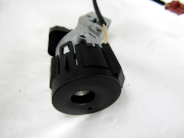 KOMPLET ODKLEPANJE IN VZIG  OEM N. 33783 KIT ACCENSIONE AVVIAMENTO ORIGINAL REZERVNI DEL CITROEN C3 PICASSO MK1R (2012 - 2017) DIESEL LETNIK 2015