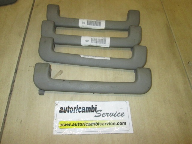 NOTRANJI ROCAJ OEM N. 4D0857607A ORIGINAL REZERVNI DEL AUDI A8 D2/4D (1994 - 2002) BENZINA LETNIK 1996