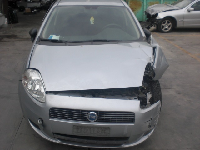 FIAT GRANDE PUNTO 1.2 B 48KW 5M 5P (2007) RICAMBI IN MAGAZZINO