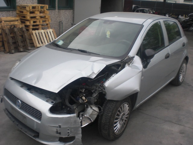 FIAT GRANDE PUNTO 1.2 B 48KW 5M 5P (2007) RICAMBIO USATO 