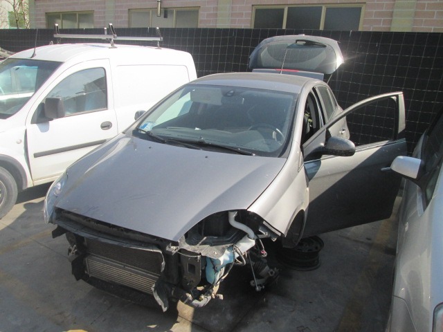 FIAT BRAVO 1.6 D 77KW 6M 5P (2010) RICAMBI IN MAGAZZINO 