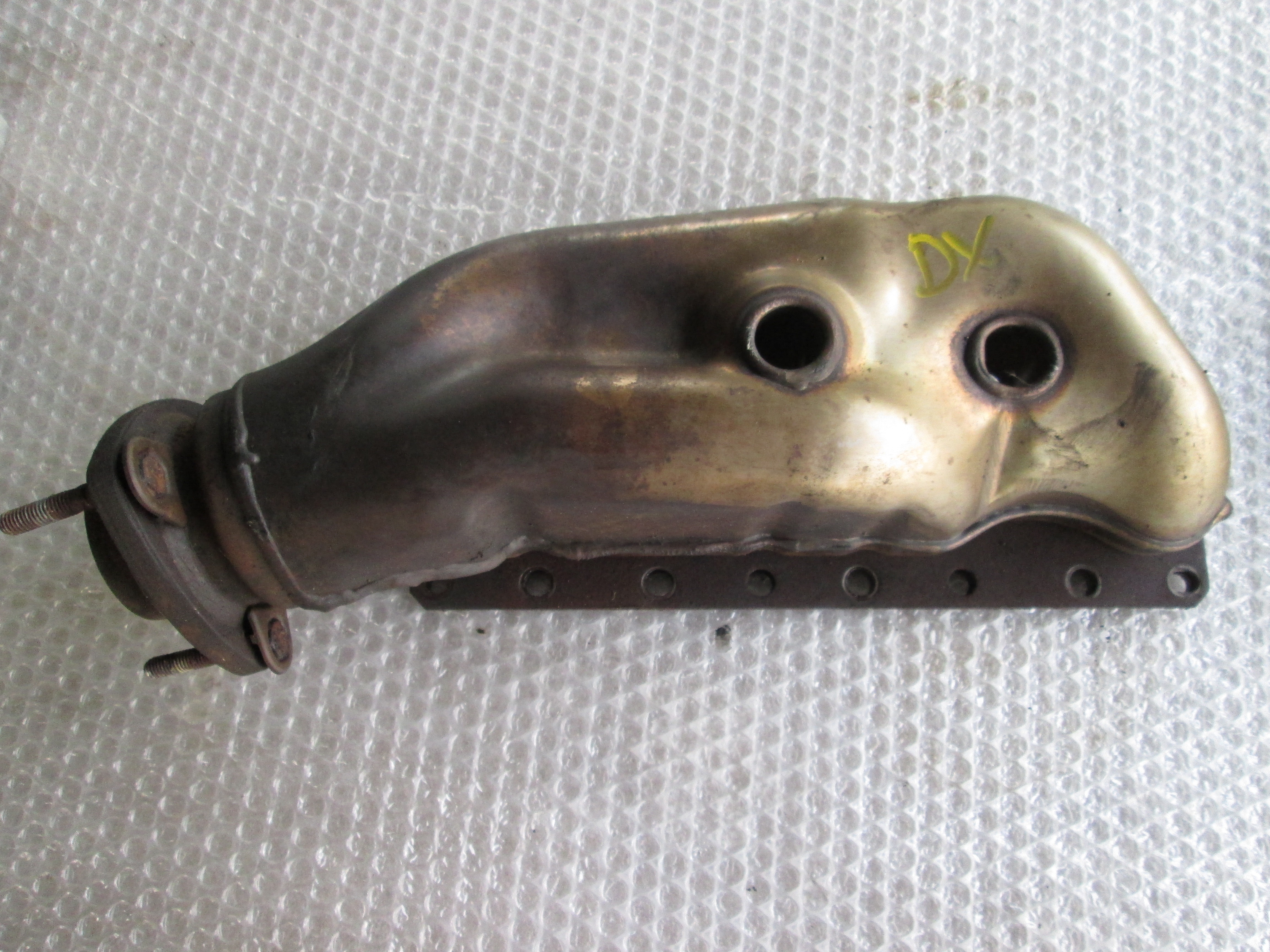 IZPUSNI KOLEKTOR OEM N. 077253034F ORIGINAL REZERVNI DEL AUDI A8 D2/4D (1994 - 2002) BENZINA LETNIK 1996