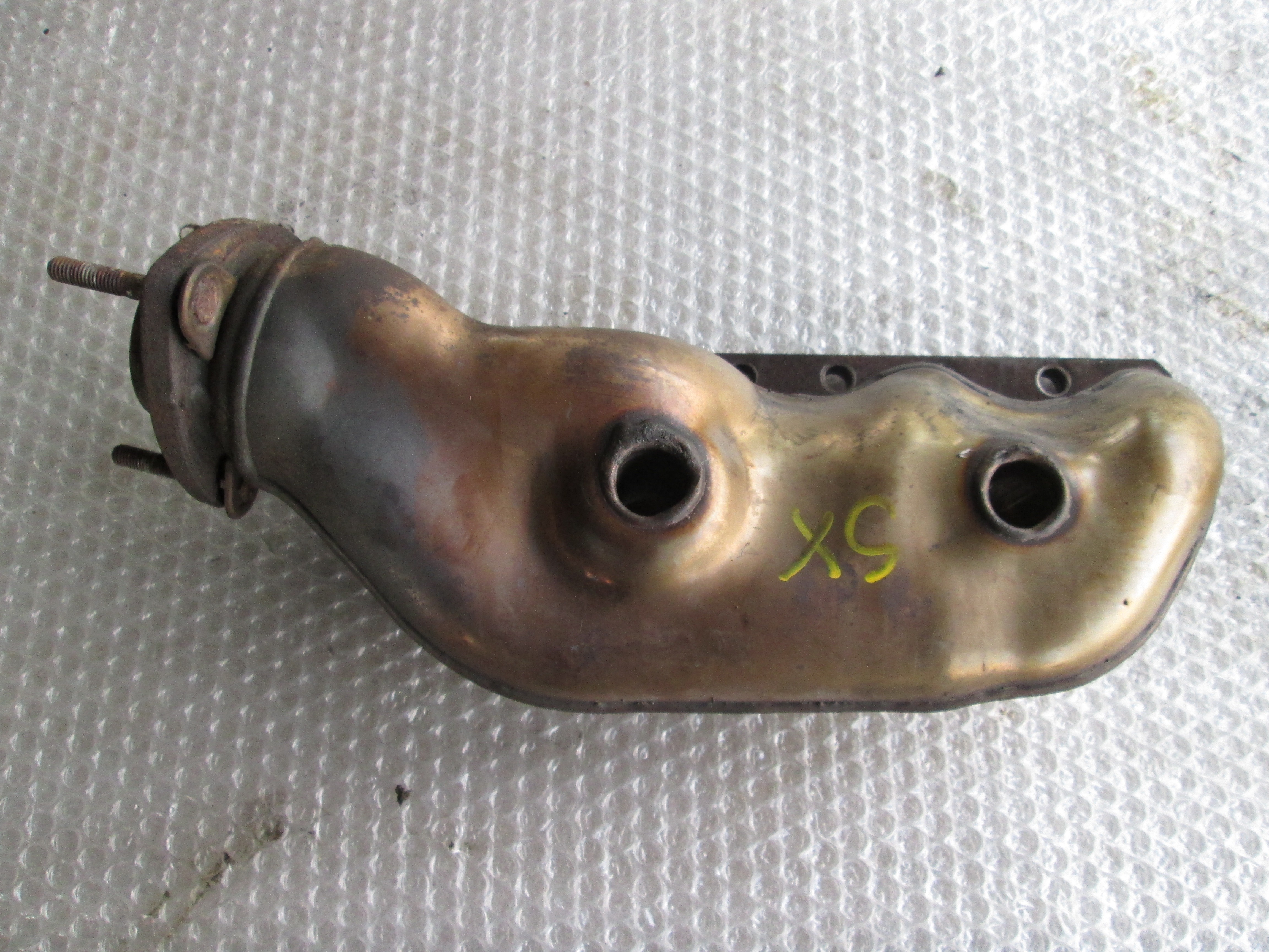 IZPUSNI KOLEKTOR OEM N. 077253034F ORIGINAL REZERVNI DEL AUDI A8 D2/4D (1994 - 2002) BENZINA LETNIK 1996