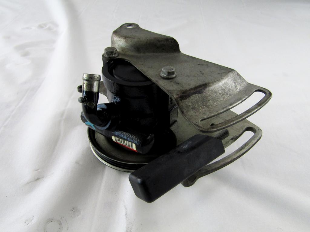 SERVO CRPALKA  OEM N. 55186711 ORIGINAL REZERVNI DEL FIAT DOBLO 223 MK1 R (2005 - 2009) BENZINA/METANO LETNIK 2008