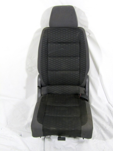 TRETJA VRSTA ENOJNI SEDEZ BLAGO OEM N. 23PSTVWTOURAN1T2MK1R1MV5P ORIGINAL REZERVNI DEL VOLKSWAGEN TOURAN 1T2 MK1 R1 (2006 - 2010)BENZINA/METANO LETNIK 2009