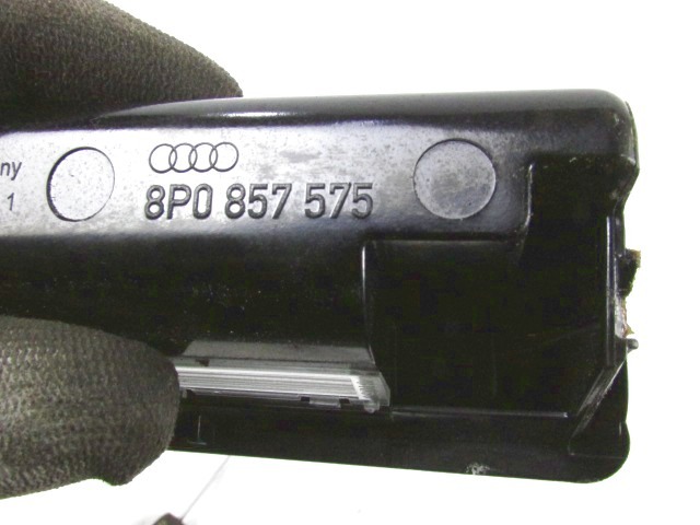 PEPELNIK / DRZALA ZA PIJACO OEM N. 8P0857575 ORIGINAL REZERVNI DEL AUDI A3 MK2R 8P 8PA 8P1 8P7 (2008 - 2012)DIESEL LETNIK 2010