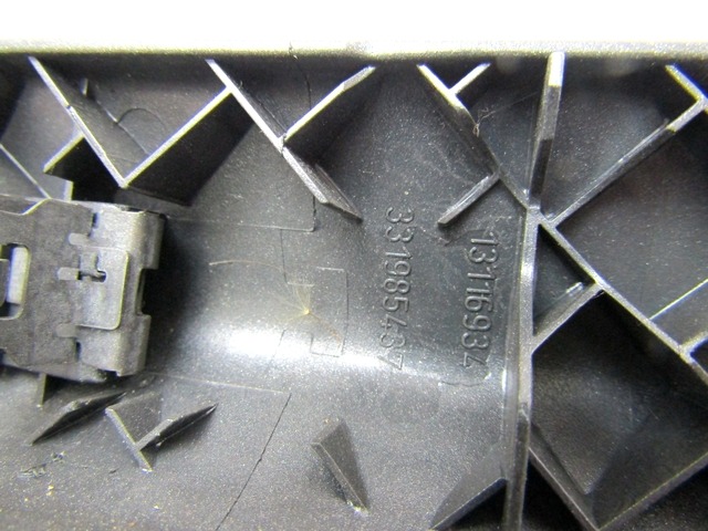 NOTRANJE OKRASNE LETVE  OEM N. 13116934 ORIGINAL REZERVNI DEL OPEL ASTRA H A04 L48,L08,L35,L67 5P/3P/SW (2004 - 2007) DIESEL LETNIK 2007