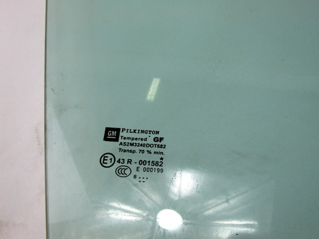 STEKLO SPREDNJIH DESNIH VRAT OEM N. 93183267 ORIGINAL REZERVNI DEL OPEL ASTRA H A04 L48 L08 L35 L67 R 5P/3P/SW (2007 - 2010) BENZINA LETNIK 2009
