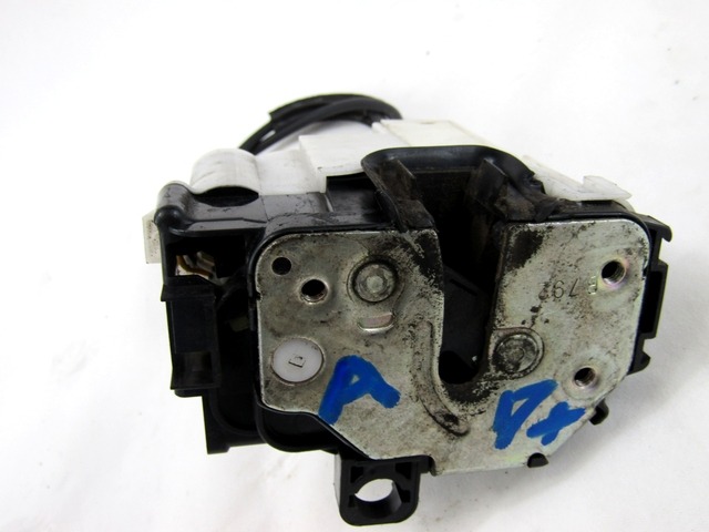 ZAKLEP VRAT OEM N. 51827594 ORIGINAL REZERVNI DEL FIAT 500 CINQUECENTO 312 MK3 (2007 - 2015) DIESEL LETNIK 2008