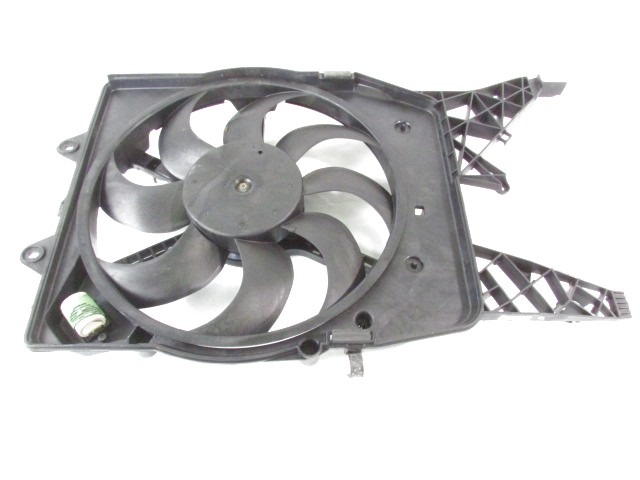 VENTILATOR HLADILNIKA OEM N. 55702058 ORIGINAL REZERVNI DEL OPEL CORSA D S07 (2006 - 2011) DIESEL LETNIK 2008