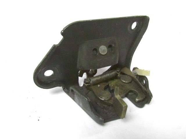 ZAKLEPANJE PRTLJA?NIH VRAT  OEM N. 46512188 ORIGINAL REZERVNI DEL FIAT SEICENTO 600 187 MK2 (1998 - 04/2005)BENZINA LETNIK 1998