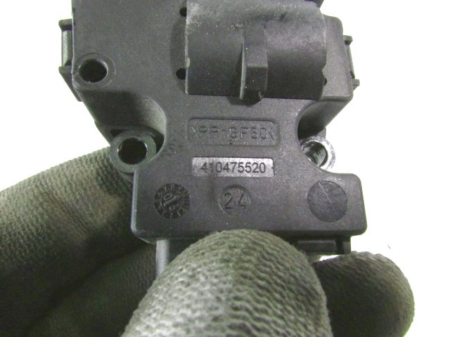 MOTORCEK OGREVANJA OEM N. 412650750 ORIGINAL REZERVNI DEL BMW X5 E70 (2006 - 2010) DIESEL LETNIK 2010