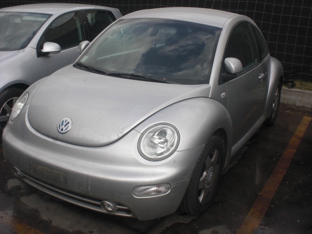VOLKSWAGEN NEW BEETLE 1.8 B 110KW 5M 3P (2000) RICAMBIO USATO 