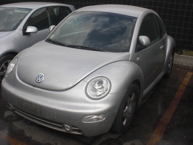 VOLKSWAGEN NEW BEETLE 1.8 B 110KW 5M 3P (2000) RICAMBI IN MAGAZZINO 