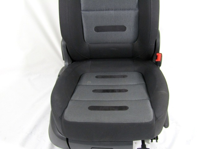 SPREDNJI DESNI SEDE? BLAGO OEM N. SEADTVWTIGUAN5NMK1SV5P ORIGINAL REZERVNI DEL VOLKSWAGEN TIGUAN 5N MK1 (2007 - 2011)DIESEL LETNIK 2008