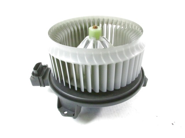 VENTILATOR  KABINE  OEM N. AY272700-5011 ORIGINAL REZERVNI DEL DODGE CALIBER (2006 -2012) DIESEL LETNIK 2010