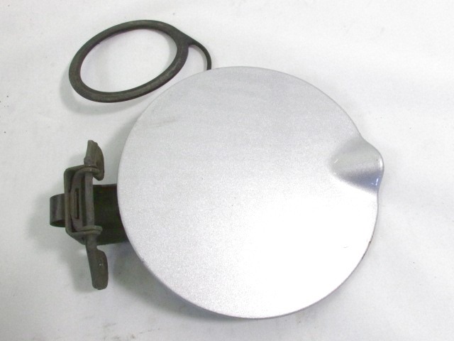 LOPUTA GORIVA OEM N. 05074082AB ORIGINAL REZERVNI DEL DODGE CALIBER (2006 -2012) DIESEL LETNIK 2010