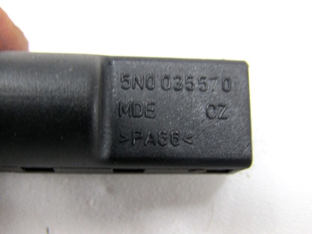 ANTENE OEM N. 5N0035570 ORIGINAL REZERVNI DEL VOLKSWAGEN TIGUAN 5N MK1 (2007 - 2011)DIESEL LETNIK 2008