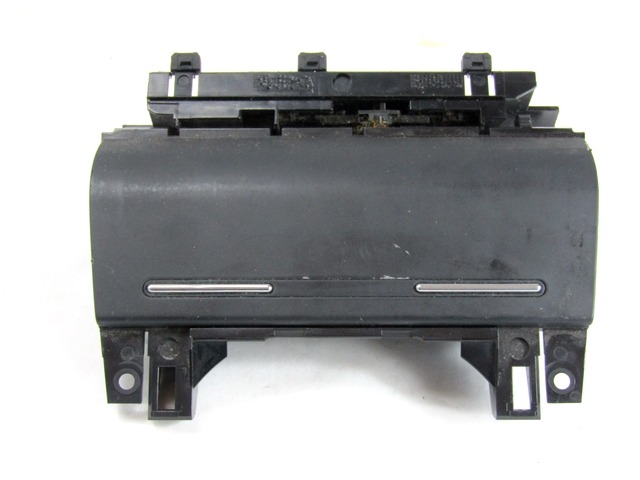 PEPELNIK / DRZALA ZA PIJACO OEM N. 8E0857951 ORIGINAL REZERVNI DEL AUDI A4 B7 8EC 8ED 8HE BER/SW/CABRIO (2004 - 2007) DIESEL LETNIK 2006