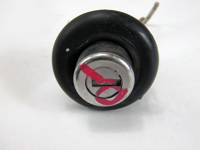 KOMPLET ODKLEPANJE IN VZIG  OEM N. 7197 KIT ACCENSIONE AVVIAMENTO ORIGINAL REZERVNI DEL DACIA SANDERO MK1 (2008 - 2012) BENZINA/GPL LETNIK 2010