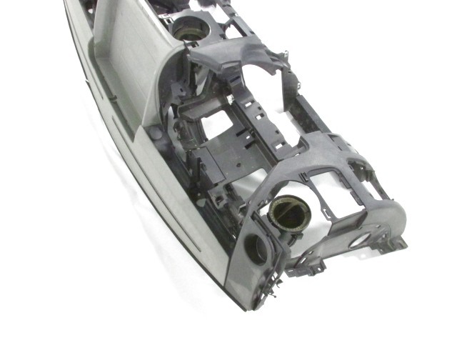 ARMATURNA PLOSCA OEM N. 681000035R ORIGINAL REZERVNI DEL RENAULT MASTER JV FV EV HV UV MK3 (DAL 2010)DIESEL LETNIK 2011
