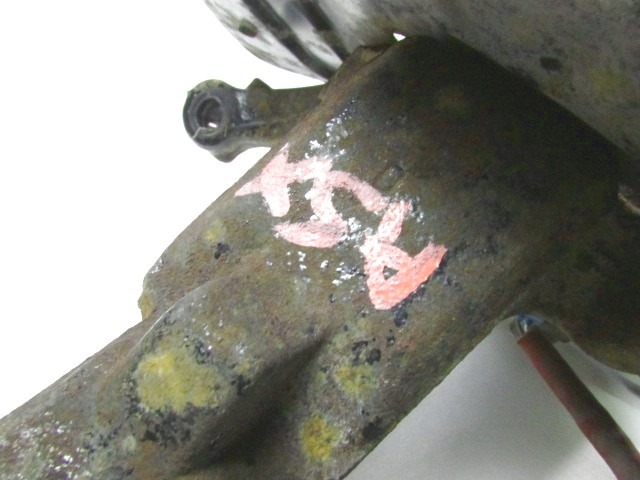 LEVI VRTLJIVI LEZAJ / PESTO KOLESA Z LEZAJEM SPREDAJ OEM N. 24443537 ORIGINAL REZERVNI DEL OPEL ASTRA G T98 5P/3P/SW (1998 - 2003) DIESEL LETNIK 2002