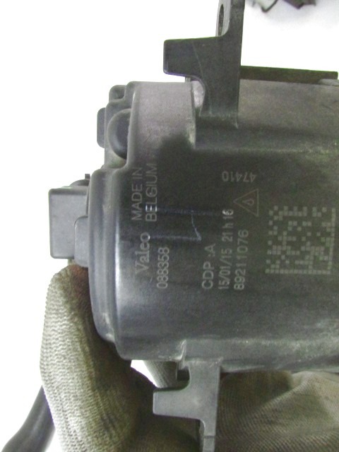 LEVA MEGLENKA OEM N. 89210094 ORIGINAL REZERVNI DEL FORD FUSION JU R (03/2006 - 2012) BENZINA LETNIK 2007