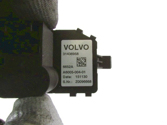 REGULATOR PREZRACEVANJA OEM N. 31436958 ORIGINAL REZERVNI DEL VOLVO V40 MK1 525 526 (2012 - 2016)DIESEL LETNIK 2016