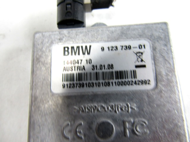 RAZNE KRMILNE ENOTE  OEM N. 9123739 ORIGINAL REZERVNI DEL BMW SERIE 3 BER/SW/COUPE/CABRIO E90/E91/E92/E93 (2005 -2009) DIESEL LETNIK 2008