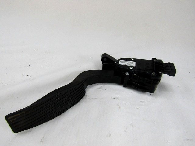 PEDALI OEM N. 51733558 ORIGINAL REZERVNI DEL FIAT CROMA 194 MK2 R (11-2007 - 2010) DIESEL LETNIK 2008