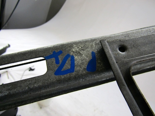 ROCNI SISTEM ZA DVIGOVANJE ZADNJEGA STEKLA  OEM N. 9900 MECCANISMO ALZACRISTALLO PORTA POSTERIORE MAN ORIGINAL REZERVNI DEL FORD FOCUS DAW DBW DNW MK1 BER/SW (1998-2001)DIESEL LETNIK 1999