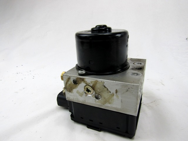 ABS AGREGAT S PUMPO OEM N. 98AG-2M110-CA ORIGINAL REZERVNI DEL FORD FOCUS DAW DBW DNW MK1 BER/SW (1998-2001)DIESEL LETNIK 1999