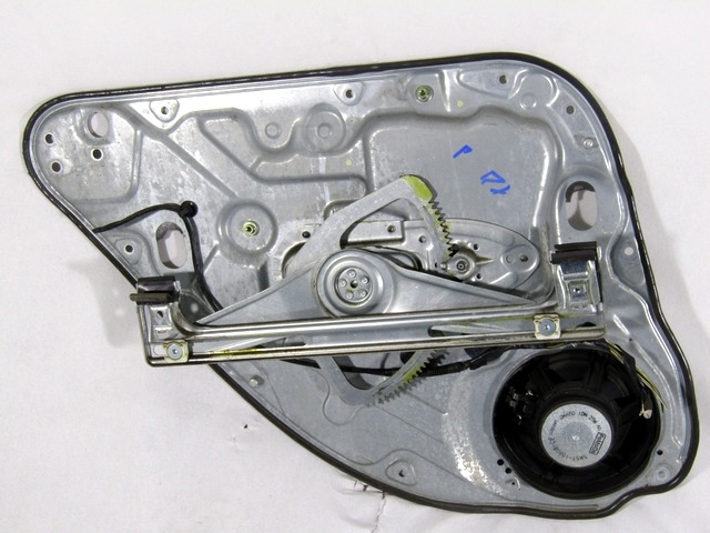 ROCNI SISTEM ZA DVIGOVANJE ZADNJEGA STEKLA  OEM N. 1738643 ORIGINAL REZERVNI DEL FORD FOCUS DA HCP DP MK2 R BER/SW (2008 - 2011) DIESEL LETNIK 2008