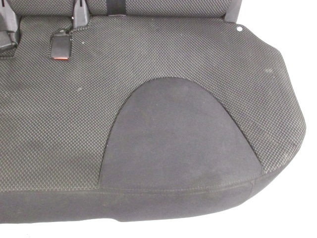 TRETJA VRSTA SEDEZEV BLAGO OEM N. 23PITNSMICRAK12MK3BR5P ORIGINAL REZERVNI DEL NISSAN MICRA K12 K12E MK3 (2002 - 2010) DIESEL LETNIK 2008
