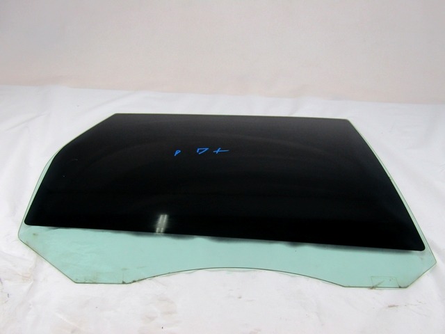 STEKLO ZADNJIH DESNIH VRAT OEM N. 1493785 ORIGINAL REZERVNI DEL FORD FOCUS DA HCP DP MK2 R BER/SW (2008 - 2011) DIESEL LETNIK 2008