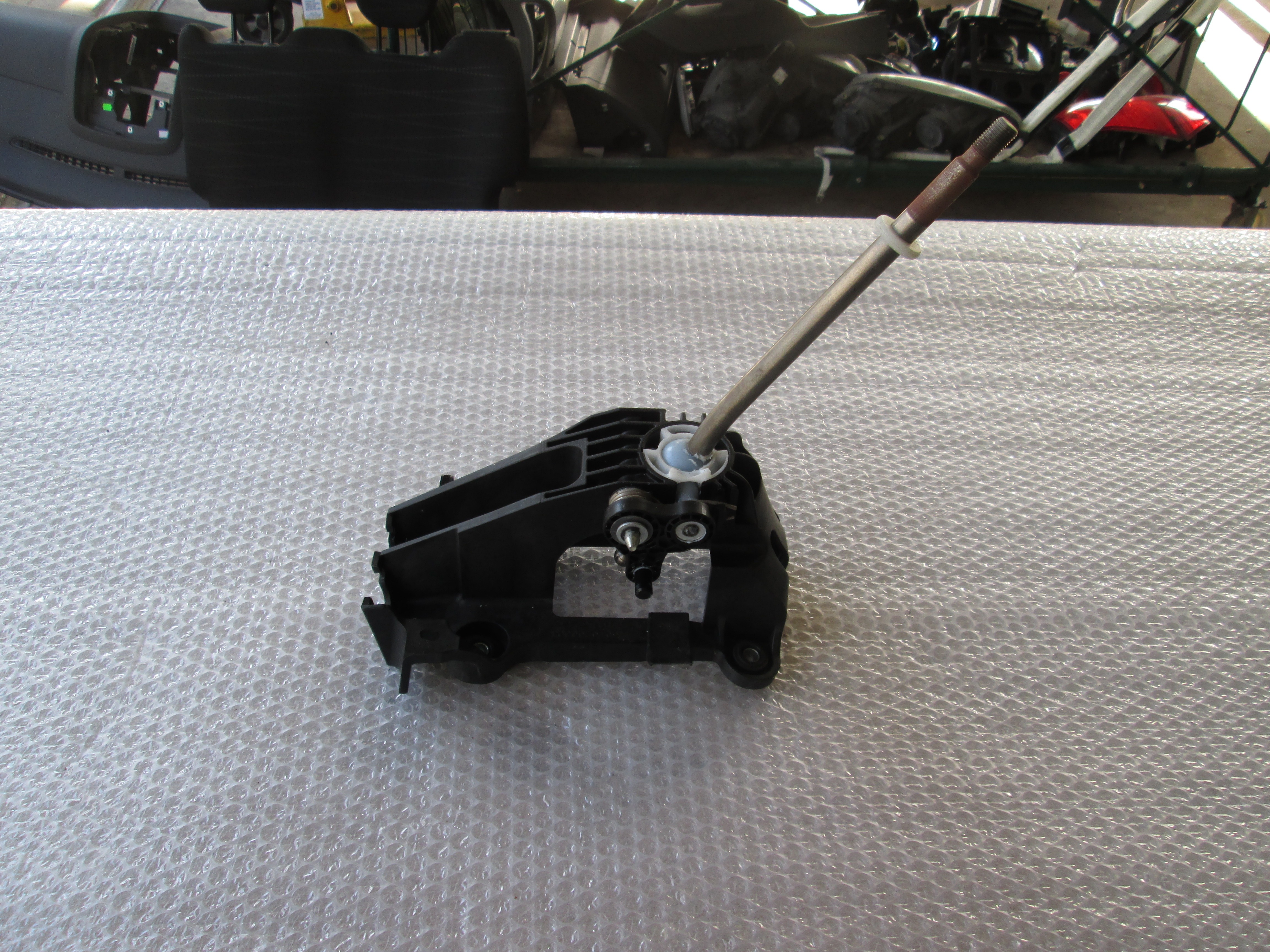 MEHANIZEM VZVODA ROCNEGA MENJALNIKA OEM N. 805281000000 ORIGINAL REZERVNI DEL TOYOTA YARIS P9 MK2 (01/2006 - 2009) BENZINA LETNIK 2008