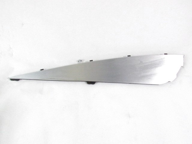 NOTRANJE OKRASNE LETVE  OEM N.  ORIGINAL REZERVNI DEL AUDI A6 C6 R 4F2 4FH 4F5 BER/SW/ALLROAD (10/2008 - 2011) DIESEL LETNIK 2011